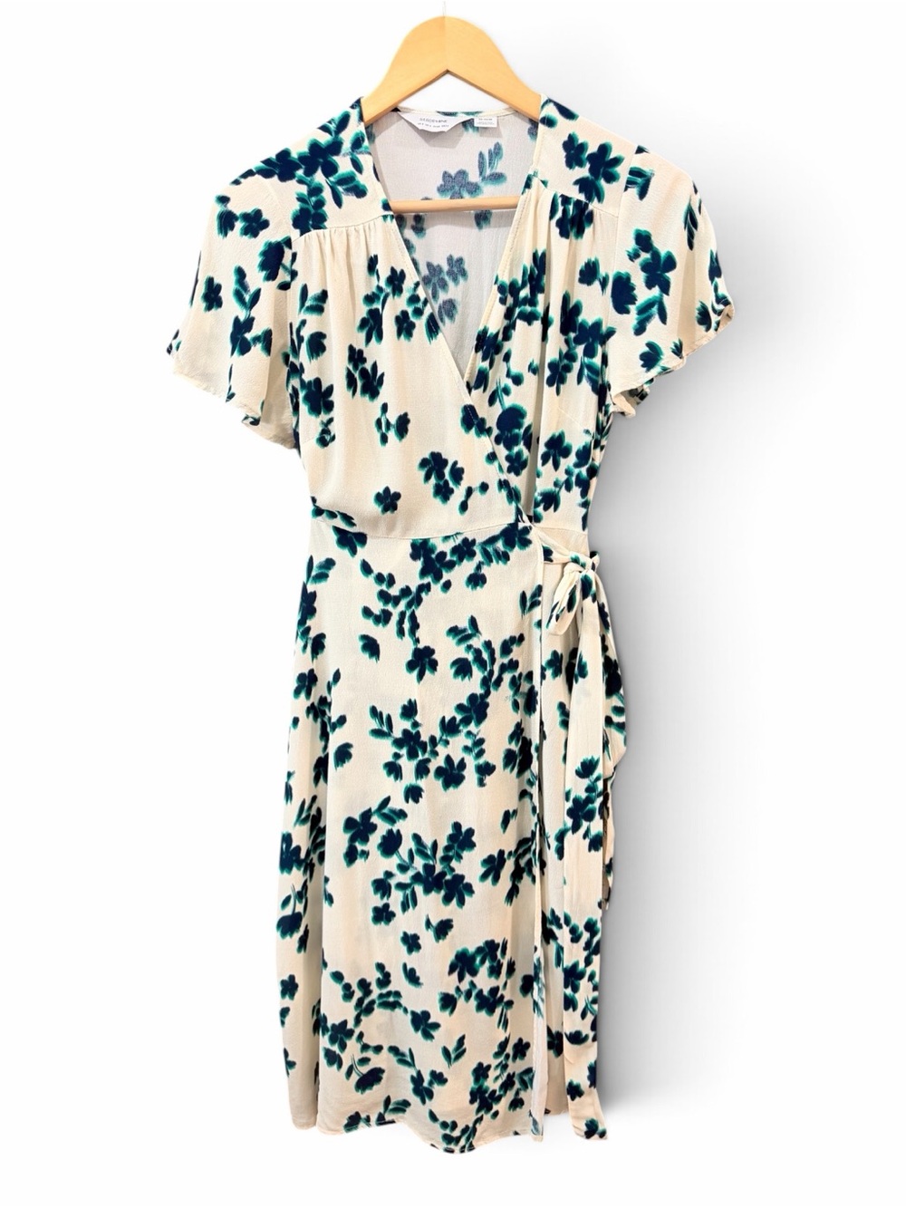 Seraphine Women's Maternity Nursing Wrap Dress Floral Size US 4 EUC